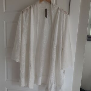 🟢Penningtons Throw Over Lace Cardi. Size 2X